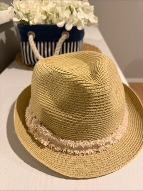 Straw Fedora Hat with Frayed Band - Beige